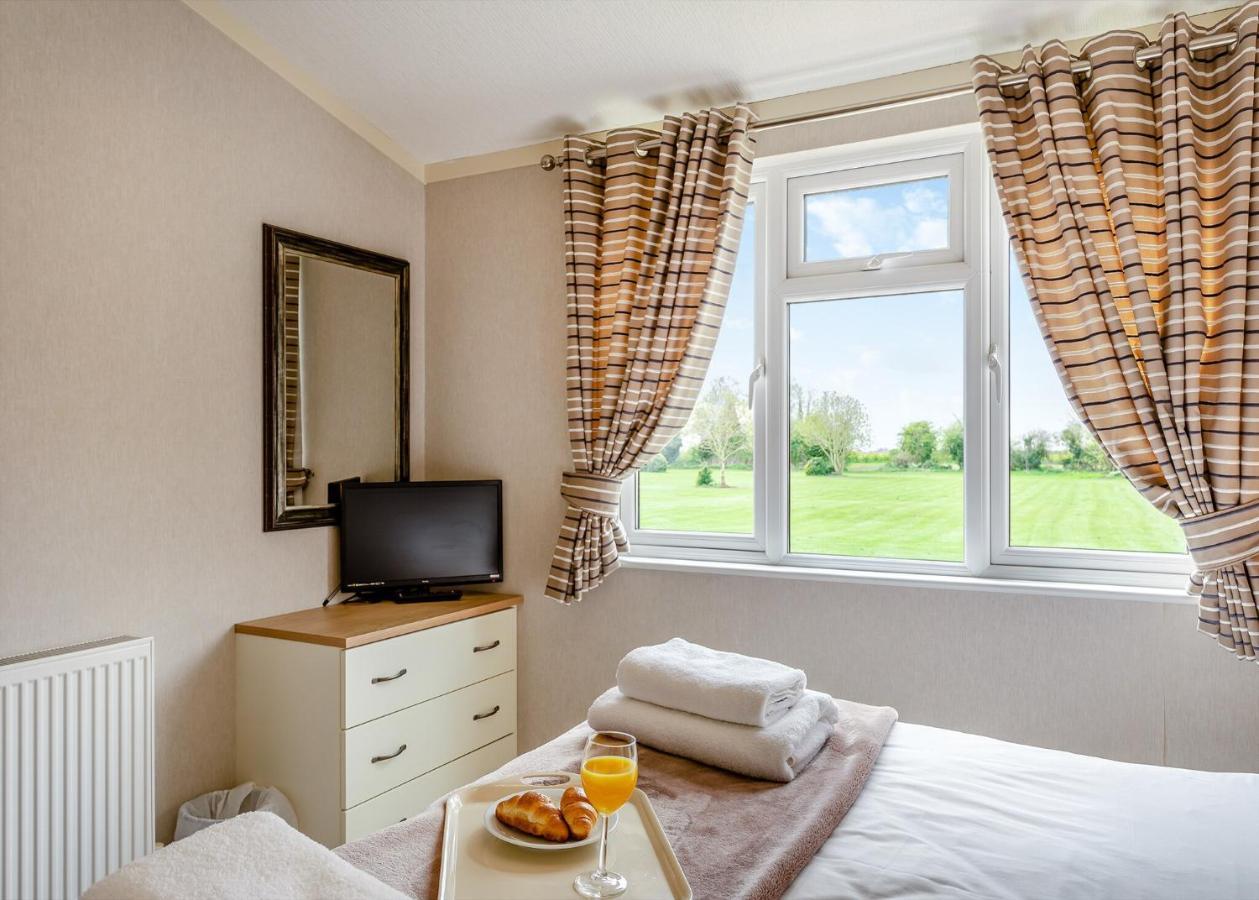 Lode Hall Lodges Upwell Luaran gambar