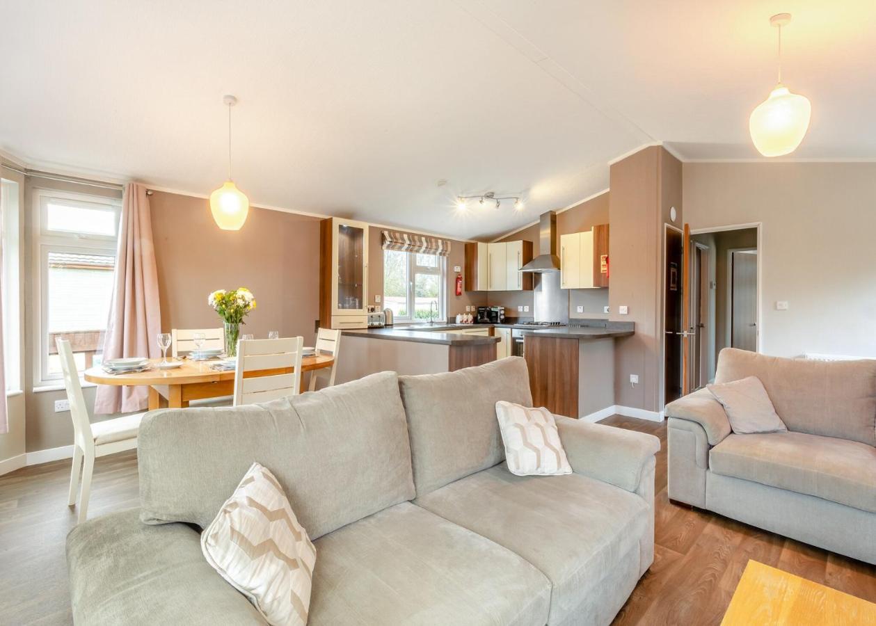 Lode Hall Lodges Upwell Luaran gambar