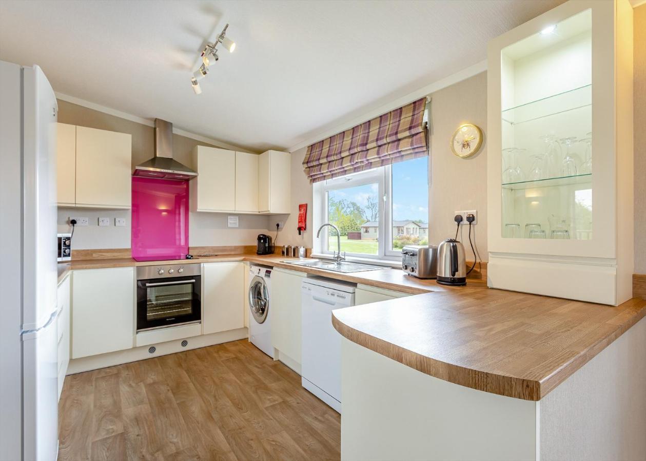 Lode Hall Lodges Upwell Luaran gambar